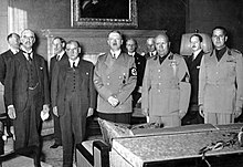 From left: Chamberlain, Daladier, Hitler, Mussolini and Count Ciano, Munich 29 September 1938