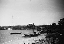 La bahía de Kayeli, cerca de Namlea, en 1949  