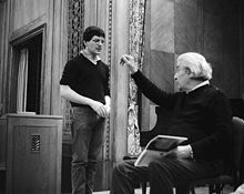 Sergiu Celibidache geeft een dirigeerles aan het Curtis Institute in 1984  