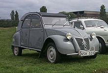 A new start after the war: the 2 CV, popularly known as the "duck".