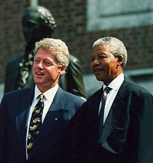 Mandela met de Amerikaanse president Bill Clinton in juli 1993
