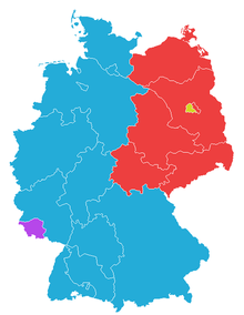 De deling van Duitsland, 1949. West-Duitsland (blauw) bestaat uit de Amerikaanse, Britse en Franse zones (zonder de Saar), Oost-Duitsland (rood) wordt gevormd door de Sovjetzone  