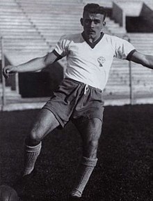 In the jersey of CA Huracán (1946)