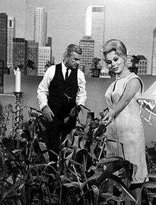 Eddie Albert (vlevo) a Eva Gaborová (vpravo) z filmu Green Acres.