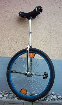 Et eksempel på en traditionel enhjulet cykel.