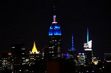 L'Empire State Building era colorato di blu quando si diceva che Obama aveva vinto le elezioni.