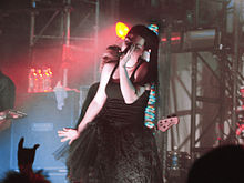Evanescence tijdens het eerste deel van de tournee in 2006. De tournee begon twee dagen na de release van The Open Door.  