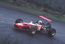 Ferrari Dino 166 Formel 2 bestuurd door Derek Bell  
