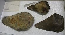 Ръчни брадви от Суонскомб в Британския музей, намерени от Марстън (не са изложени)