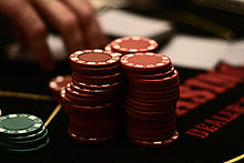 Pokerfiches, vaak gebruikt bij gokspelen.  