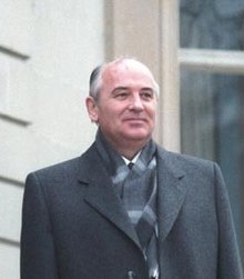 Den sovjetiske leder Mikhail Gorbatjov og USA's præsident Ronald Reagan blev enige om at reducere antallet af atomvåben.