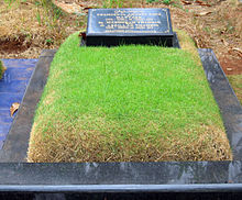 La tumba de Pramoedya en el cementerio de Karet Bivak, Yakarta  