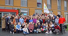 Większość uczestników spotkania esperanckiego w Xanten (Niemcy) w 2006 roku.