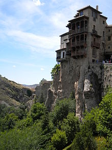 Hangende huizen uit de 15e eeuw in Cuenca, Spanje  