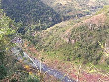 Une vue de la vallée de la rivière Mngeni près des chutes Howick.
