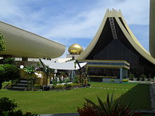 Istana Nurul Iman binnenplaats
