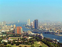 Il centro della città del Cairo, visto dalla torre del Cairo.