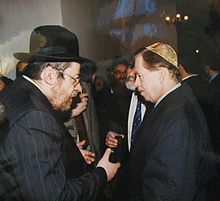 Václav Havel e Karol Sidon (à esquerda), seu amigo e mais tarde rabino chefe tcheco