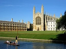 Een beroemd uitzicht op Cambridge. Clare College is aan de linkerkant. King's College Chapel is in het midden.