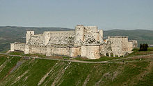 Baibars je leta 1271 od vitezov bolničarjev osvojil Krak des Chevaliers v Siriji.