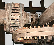 Kroonwiel gebruikt in een historische molen.  