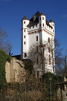 Věžový dům hradu Eltville, 14. století  