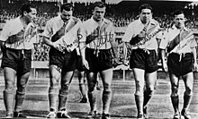 Di Stéfano as part of La maquina (River Plate's Miracle Storm), 1947.