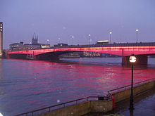 London Bridge, în centrul Londrei
