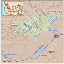 Map of the lost rivers of Idaho. Here it is visible that the rivers coming from the north do not flow directly into the Snake River, but seep into the aquifer.
