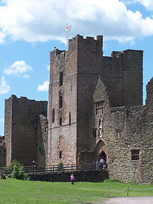 The Great Tower built in the mid-12th century (centre) and the entrance to the late-12th century core castle (right).