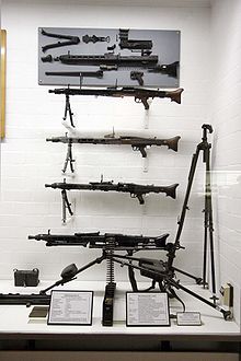 Daudz dažādu MG 42 veidu.