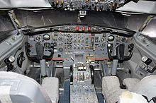 Cabina de un simulador de vuelo Boeing 727 en la Academia Internacional de Vuelo de Pan Am  