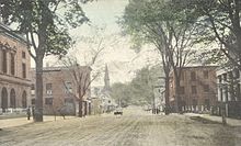La calle principal en c. 1910  