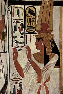 Grafmuur met afbeelding van Nefertari