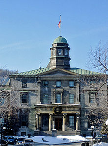 McGill-yliopiston taiderakennus.  