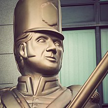 Una estatua de un soldado de la guerra de 1812  
