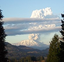 Gumpalan setinggi 36.000 kaki yang terlihat pada tanggal 8 Maret 2005.