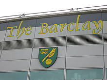 Značka nogometnega kluba Norwich City na platnu Barclay (april 2007)