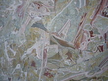ナポリ産の大理石の角礫岩。