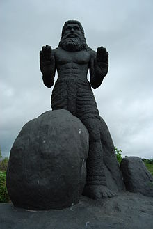 Statue of Naranath Branthan