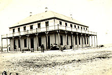 Hotel Edwards, in New Ulysses, na de verplaatsing van de stad in 1909