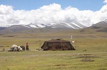 Nómadas pastores acampando en el Tíbet
