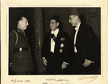 The Greek King George II in conversation with Prime Minister Mustafa an-Nahhas Pasha and the well-known Egyptian gynaecologist Naguib Pasha Mahfouz, 1942. Cairo was the seat of the Greek government-in-exile from 1941 after the Balkan campaign.