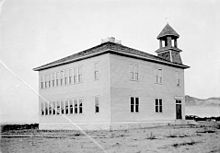 School in Omak, 1910