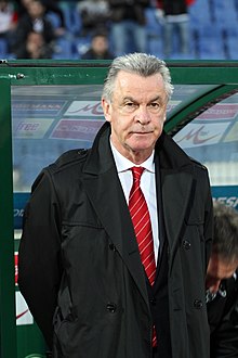 In Hitzfeld's 6-year tenure as head coach, FC Bayern became German champions 4 times, cup winners 2 times, and Champions League and World Cup winners, among other achievements.