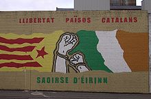民族分離主義の一例として、ベルファストにあるカタルーニャ独立派の壁画。