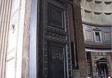 Entrance area with 6 meter high bronze door