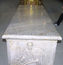 Het graf van paus Clemens II  