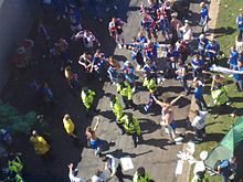 Politie scheidt Zenit- en Rangers-fans  