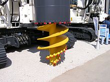 Una máquina de perforación para pilotes de cimentación.